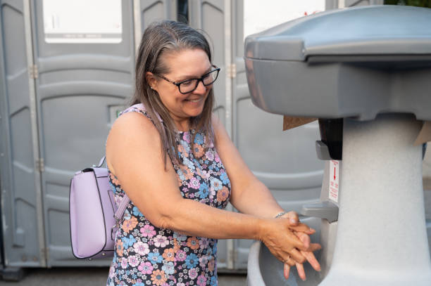 Best Portable toilet rental cost  in Yorkville, WI
